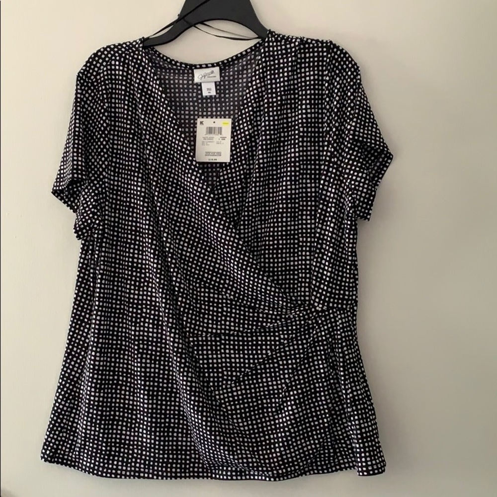 ⚠️Last Chance⚠️💥3 for $15💥 Jaclyn Smith blouse